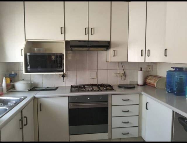 3 BEDROOM TOWNHOUSE FOR SALE IN GLEN MARAIS